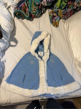 Janie and Jack Light Blue Hooded Cape with White Faux-Fur Trim